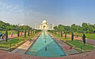Car Rental from Delhi to Agra