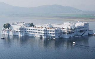 lake palace udaipur