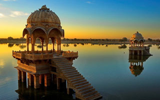 Udaipur to Jaipur Tour Packages