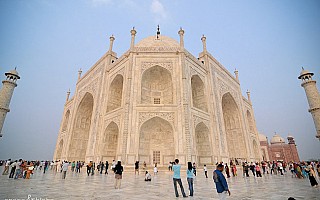 Car Rental from Jaipur to Agra