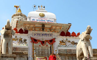 Car Rental for Udaipur Sightseeing